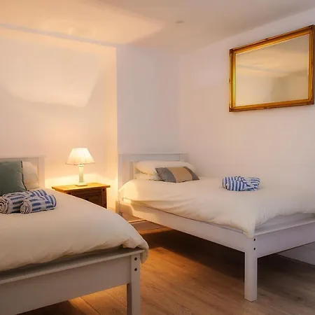 The Old Post Office Apartment *